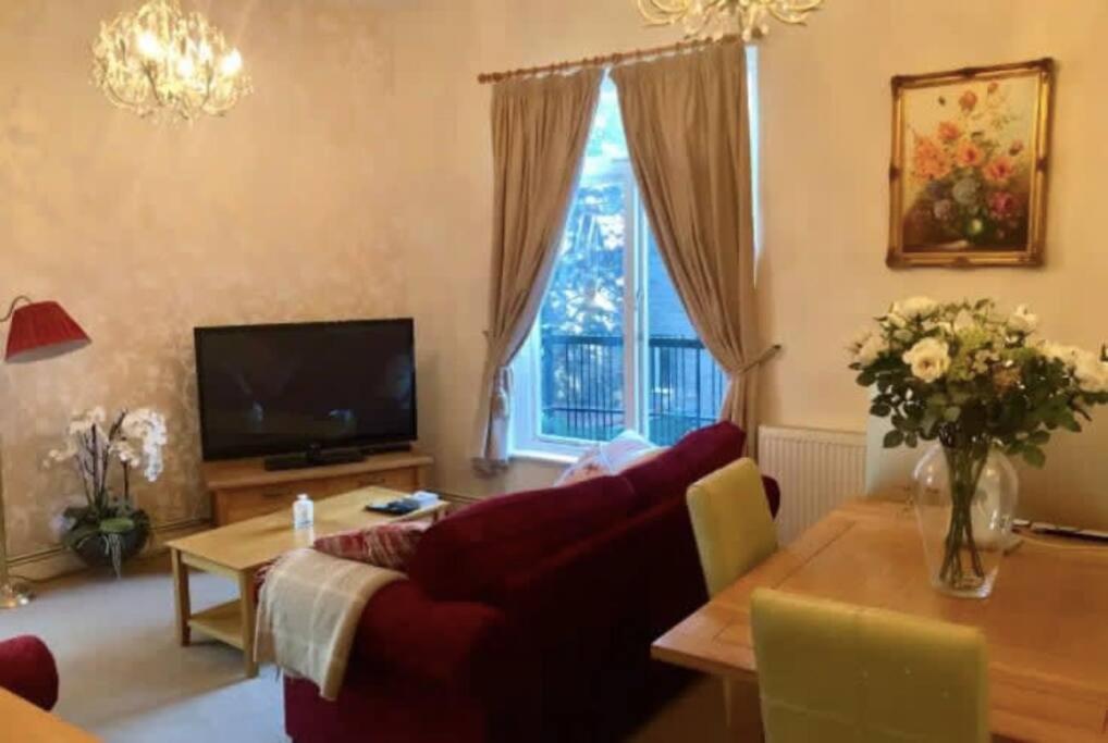 Spacious Apartment In The Heart Of Camden Town ロンドン エクステリア 写真